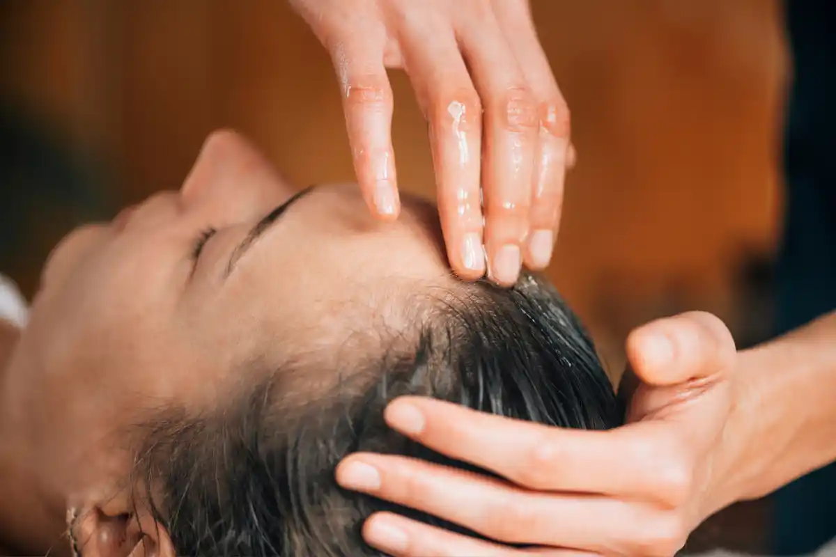 Relaxing head spa service at Sun Aura Nail Spa
