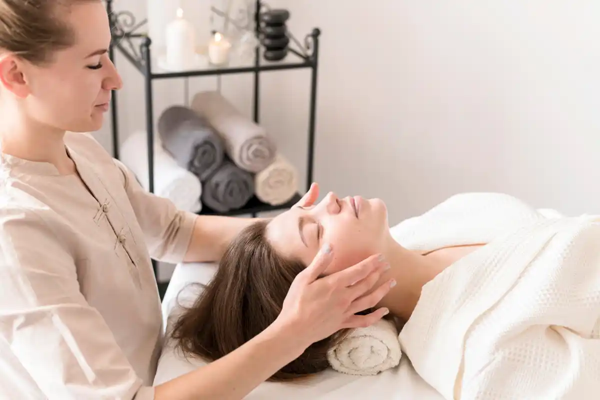 Head spa care at Sun Aura Nail Spa